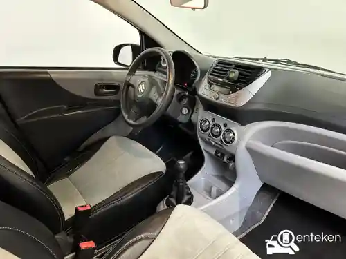 Suzuki Alto 1.0 2011