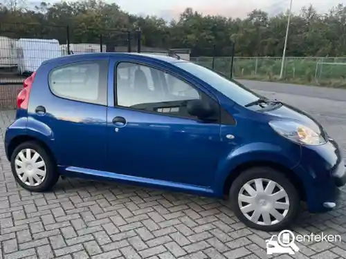 Peugeot 107 1.0 70 2006