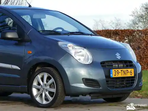 Suzuki Alto 1.0 2012