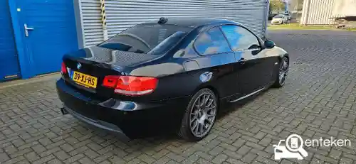 BMW 320i Coupé 2007