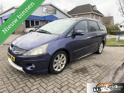 Mitsubishi Grandis 2.4 2007