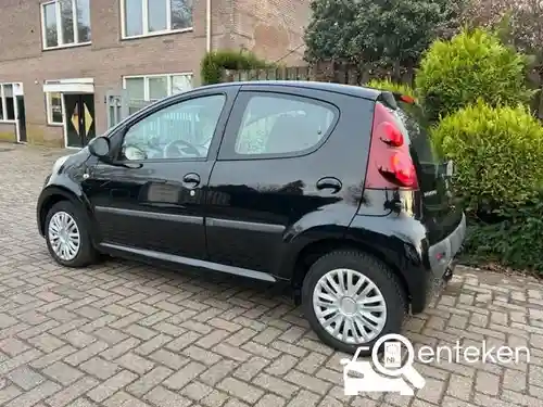 Peugeot 107 1.0 68 2012