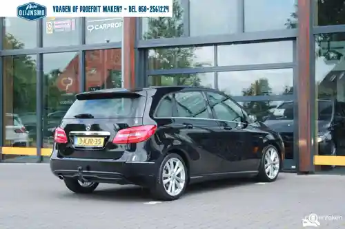 Mercedes-Benz B 180 2012