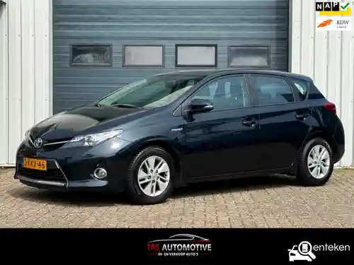 Toyota Auris 1.8 Hybrid 2013