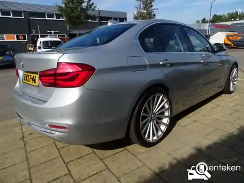 BMW 320i EfficientDynamics Edition 2013