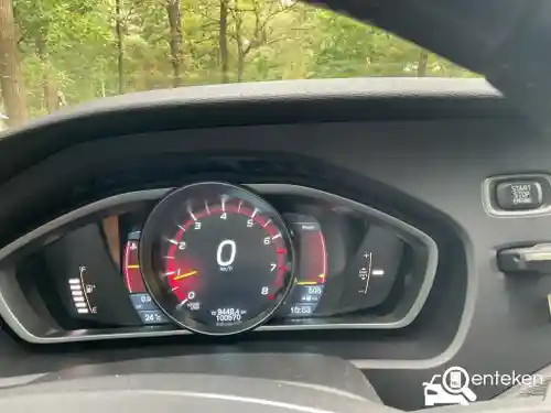 Volvo V40 T3 2013