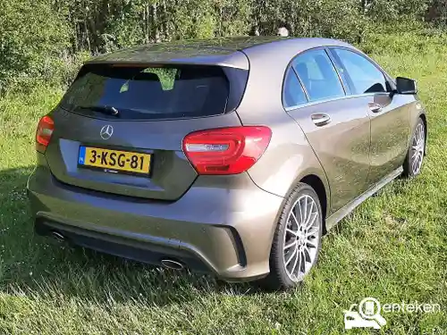 Mercedes-Benz A 180 2013