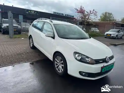 VW Golf Variant 1.6 TDI BMT 2013