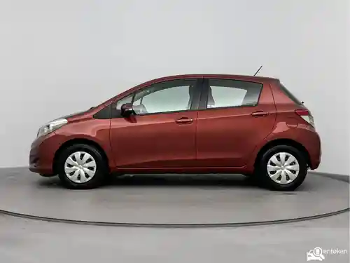 Toyota Yaris 1.0 2013
