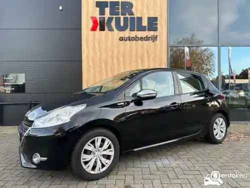 Peugeot 208 1.2 PureTech 82 2013