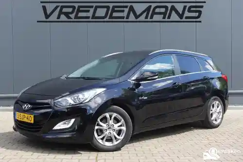 Hyundai i30 1.6 CRDi blue 2013