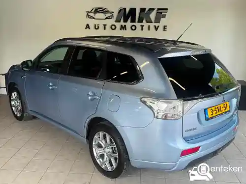 Mitsubishi Outlander 2.0 Plug-In Hybrid 2013