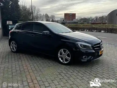Mercedes-Benz A 180 2013
