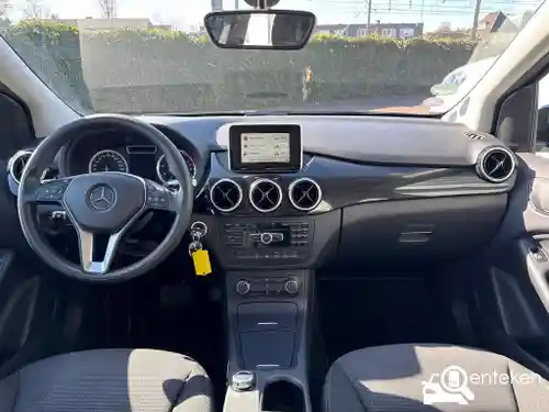 Mercedes-Benz B 180 2014