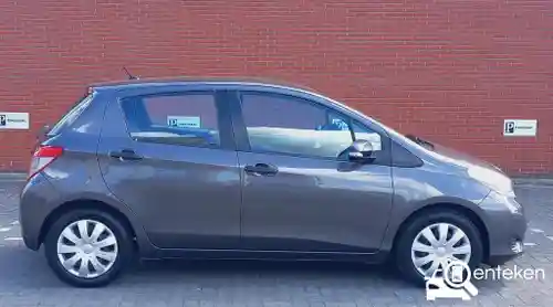 Toyota Yaris 1.0 2012