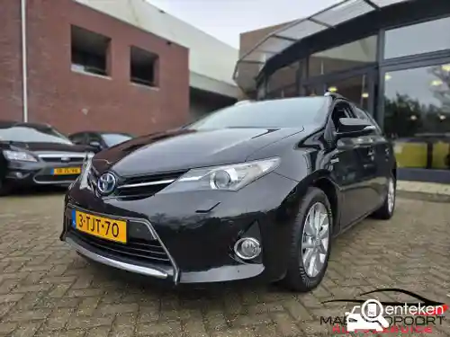 Toyota Auris Touring Sports 1.8 Hybrid 2014