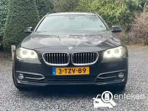 BMW 520i Touring 2013