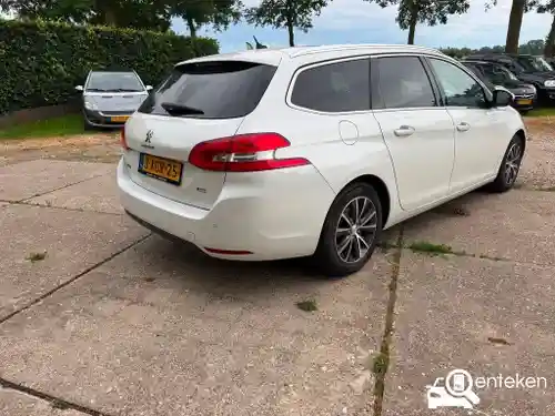 Peugeot 308 SW PureTech 110 2014