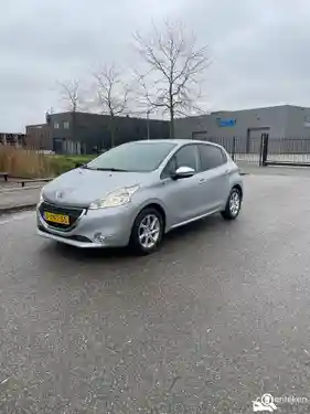 Peugeot 208 1.2 PureTech 82 2014