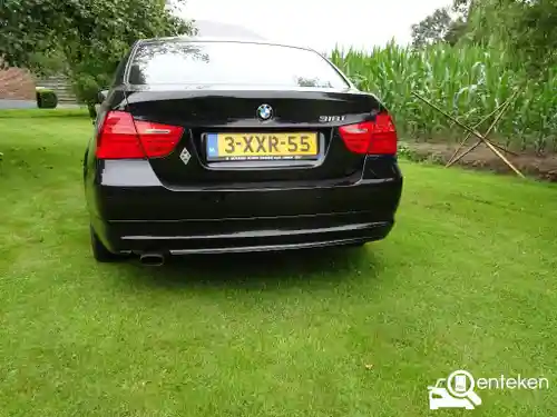 BMW 318i 2012