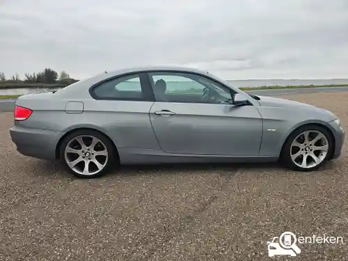 BMW 318d Touring 2008