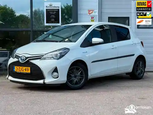 Toyota Yaris 1.5 Hybrid 2015