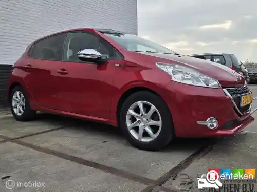 Peugeot 208 1.2 PureTech 82 2015
