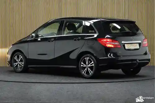Mercedes-Benz B 180 2014