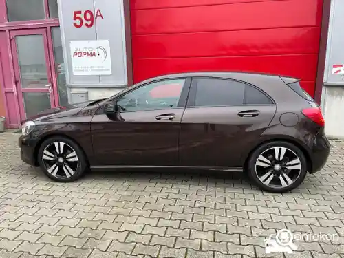 Mercedes-Benz A 180 2015