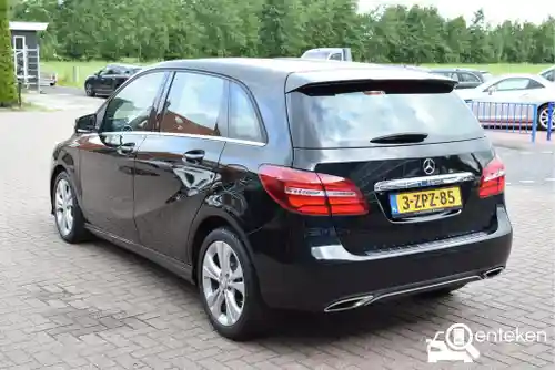 Mercedes-Benz B 180 2015