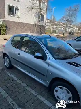 Peugeot 206 75 2002