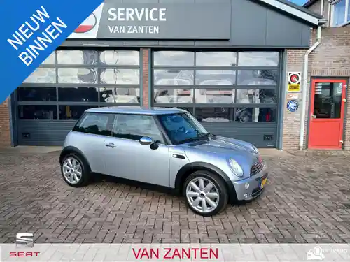 MINI  One 2005