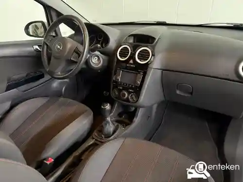 Opel Corsa 1.4 2011