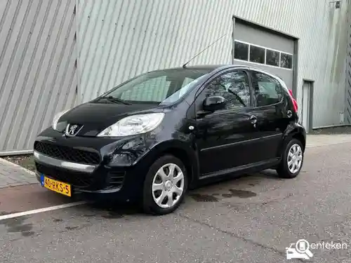 Peugeot 107 1.0 70 2011