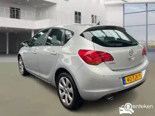 Opel Astra 1.4 Turbo 2012