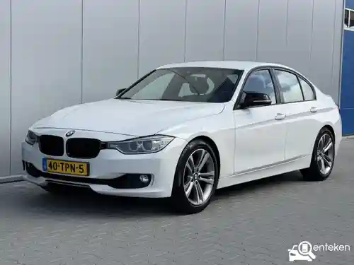 BMW 320i 2012