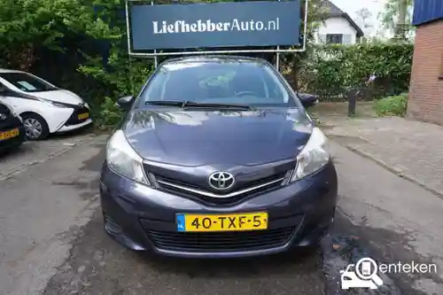 Toyota Yaris 1.0 2012