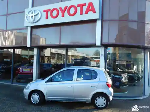 Toyota Yaris 1.3 2000