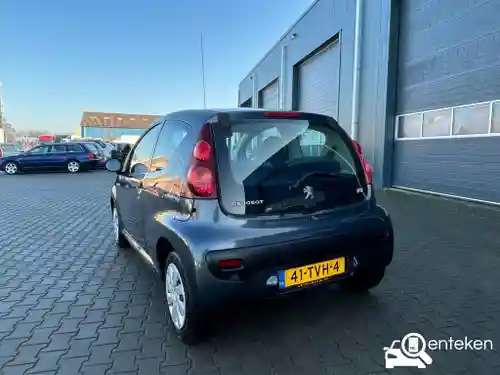 Peugeot 107 1.0 68 2012