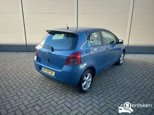 Toyota Yaris 1.3 2008