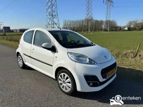 Peugeot 107 1.0 68 2013