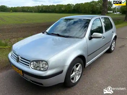 VW Golf 1.6 2001
