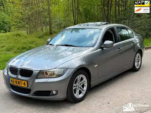 BMW 325i 2010