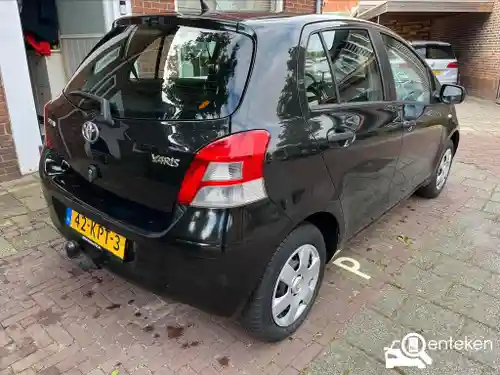 Toyota Yaris 1.0 2010