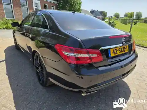 Mercedes-Benz E 350 CDI BlueEFFICIENCY Coupé 2009