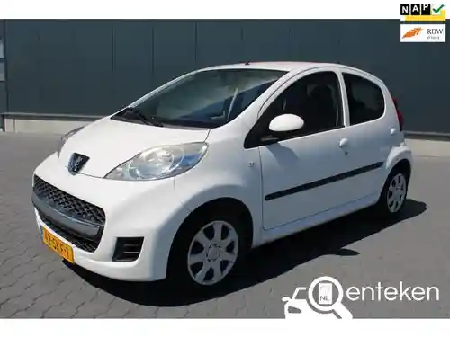 Peugeot 107 1.0 70 2011