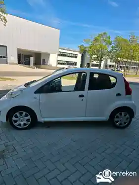 Peugeot 107 1.0 70 2012