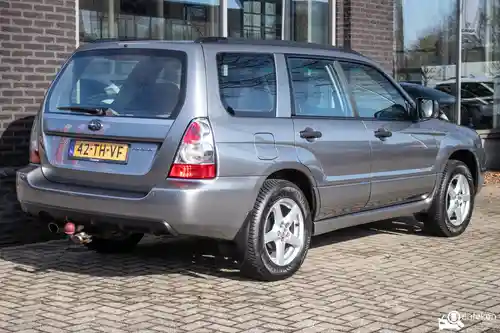 Subaru Forester 2.0X 2006