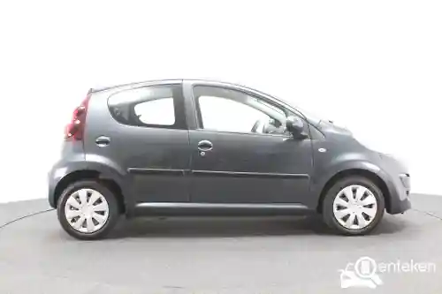 Peugeot 107 1.0 68 2013