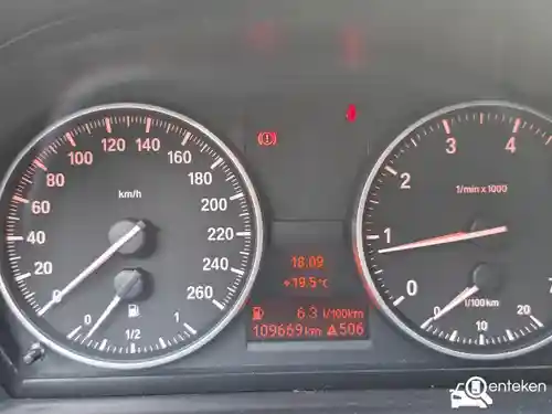 BMW 318i 2009